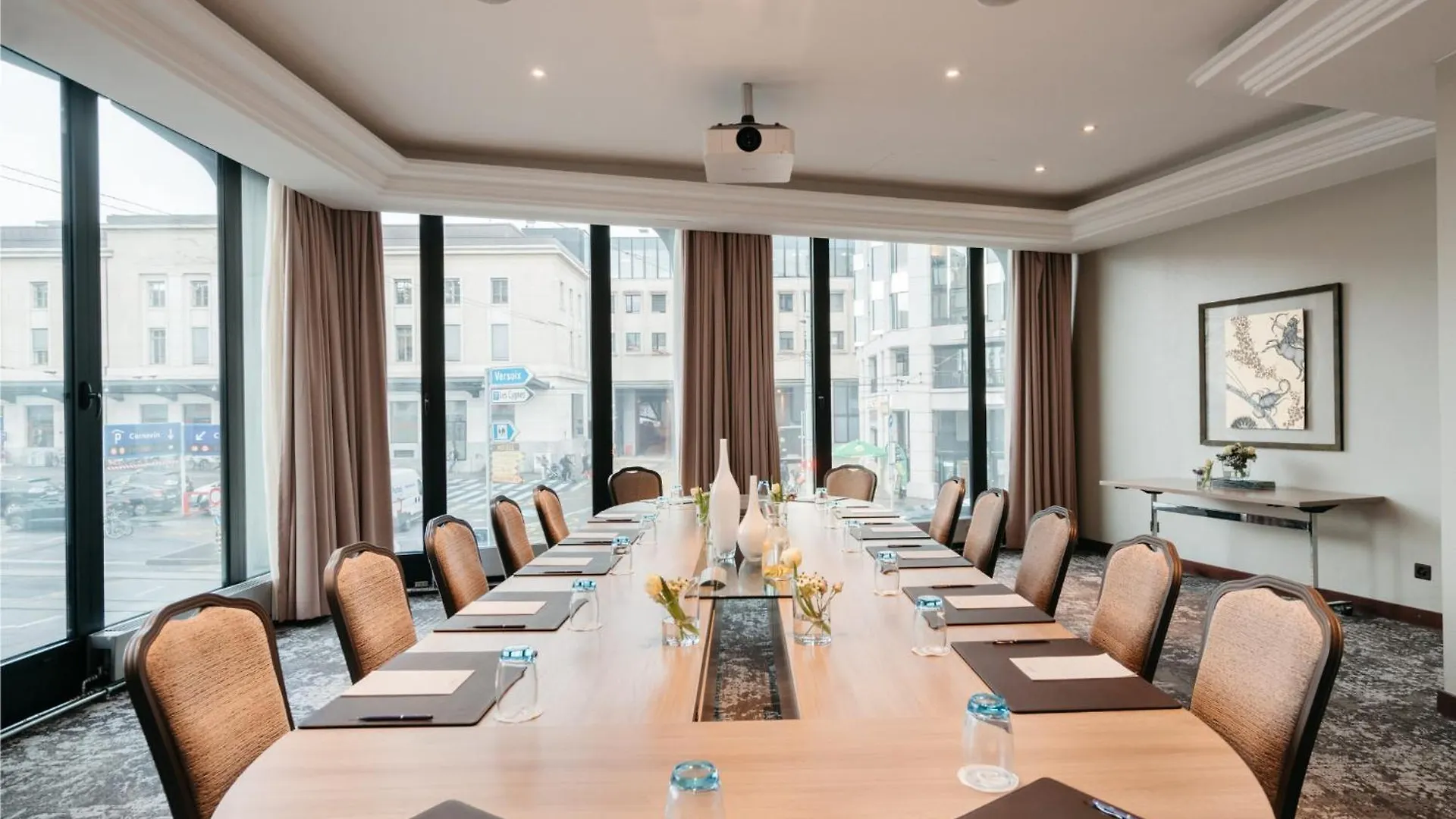 Hotel Warwick Ginebra 4*,