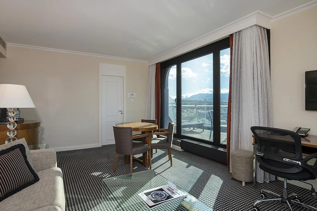 Hotel Warwick Ginebra 4*,