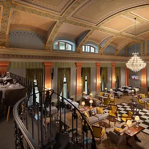Hotel Mystery *****